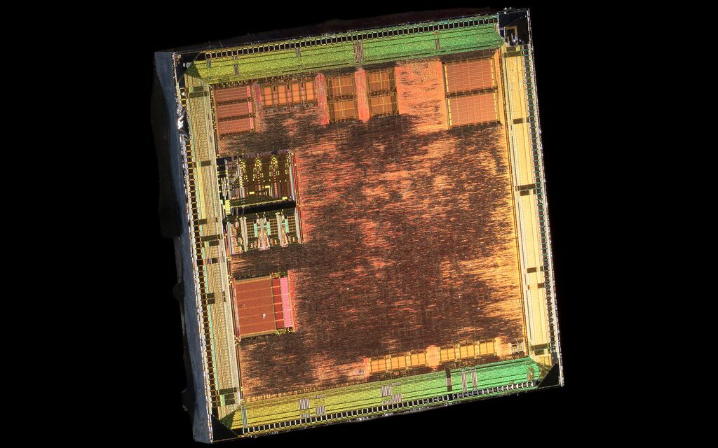 A 350 nm graphics chip die