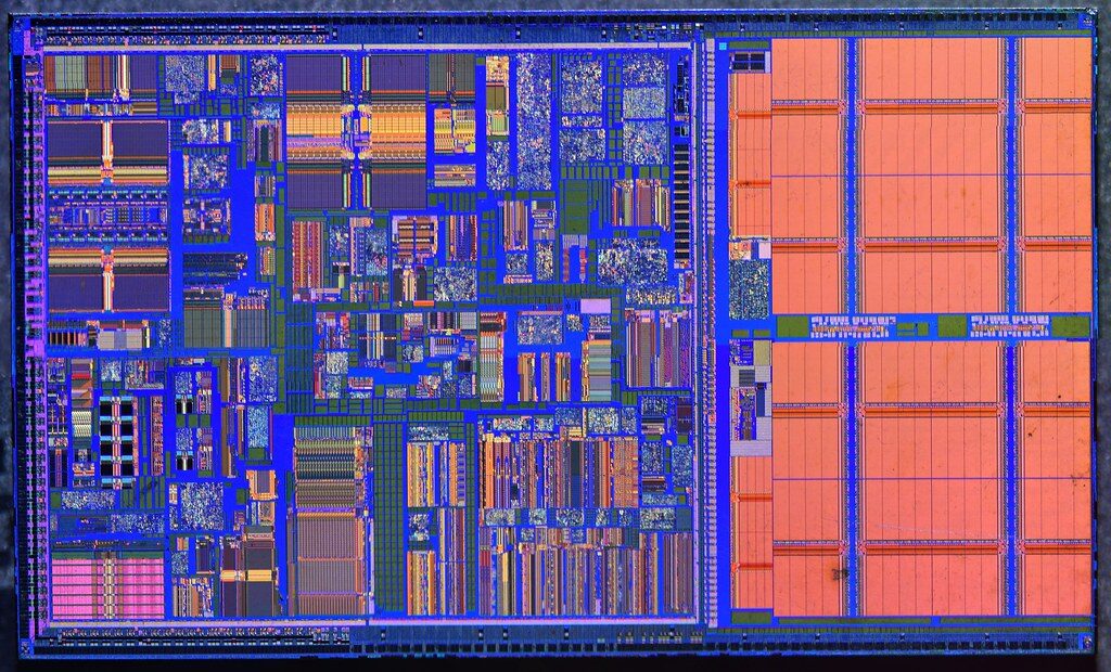 Die photograph of a 1990s processor